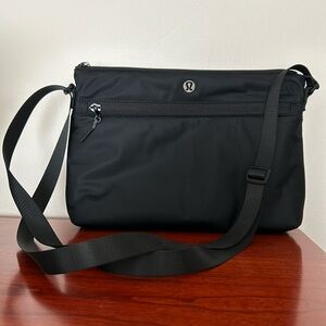 NWOT Lululemon black diaper bag crossbody purse handbag new parent
